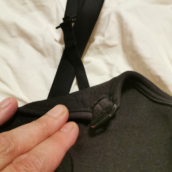 Slimming maternity cami with built in bra - Picture 3 of 3